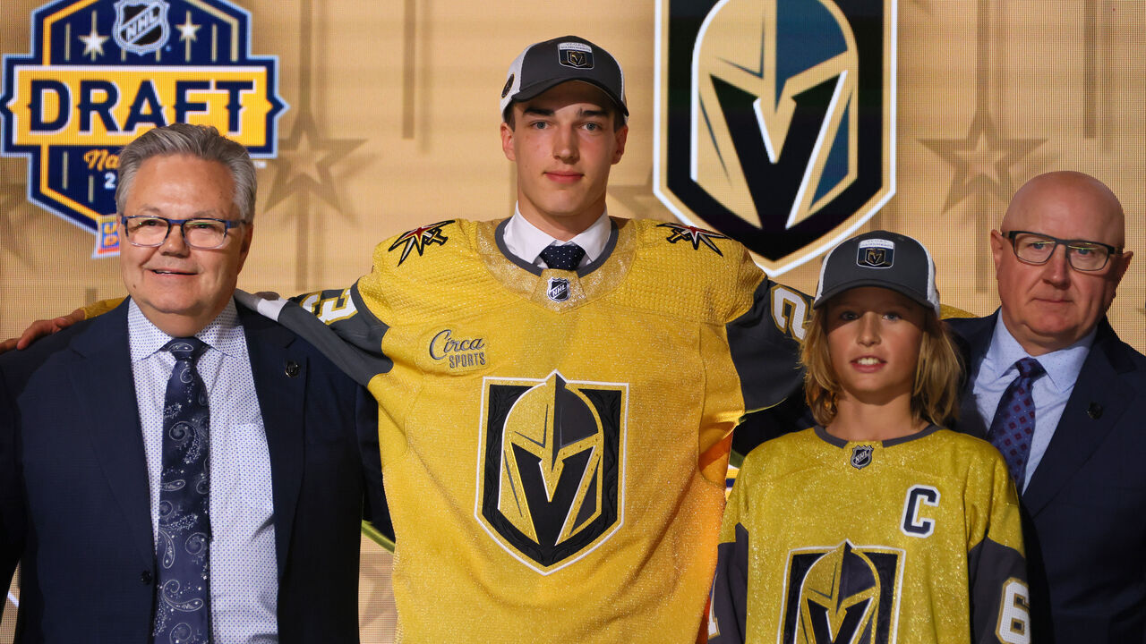 NASHVILLE, TENNESSEE - JUNE 28: David Edstrom is selected by the Vegas Golden Knights with the 32nd overall pick during round one of the 2023 Upper Deck NHL Draft at Bridgestone Arena on June 28, 2023 in Nashville, Tennessee.