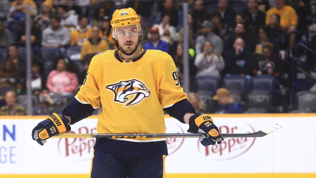 NASHVILLE, TN - FEBRUARY 21: Nashville Predators center Matt Duchene (95) is shown during the NHL game between the Nashville Predators and Vancouver Canucks, held on February 21, 2023, at Bridgestone Arena in Nashville, Tennessee.