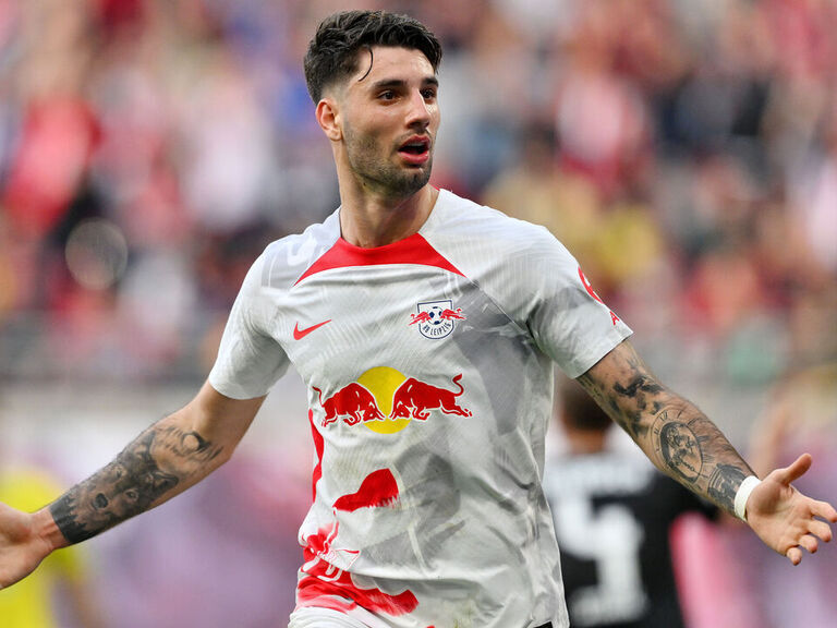 Report: Szoboszlai joining Liverpool in €70M move from Leipzig