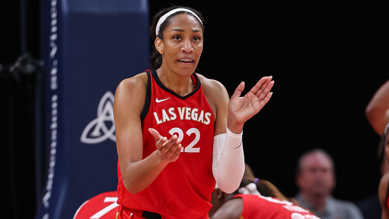 A'ja Wilson, who helped the Las Vegas Aces win their 1st WNBA title, signs  a 2-year extension