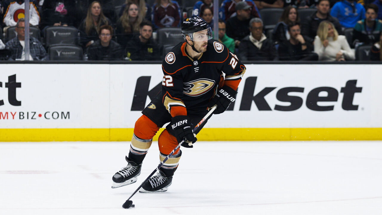ANAHEIM, CA - APRIL 09: Anaheim Ducks defenseman Kevin Shattenkirk (22) skates with the puck during an NHL hockey game between the Colorado Avalanche and the Anaheim Ducks on April 9, 2023 at Honda Center in Anaheim, CA.