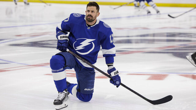 TAMPA, FL - APRIL 24: Alex Killorn #17 of the Tampa Bay Lightning during pregame warm ups before the game against the Toronto Maple Leafs in Game Four of the First Round of the 2023 Stanley Cup Playoffs at Amalie Arena on April 24, 2023 in Tampa, Florida.
