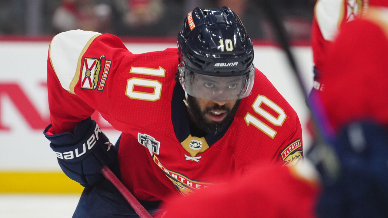 SUNRISE, FL - JUNE 08: Florida Panthers left wing Anthony Duclair (10) waits for a face-off in the second period during game three of the Stanley Cup Final between the Vegas Golden Knights and the Florida Panthers on Thursday, June 8, 2023 at FLA Live Arena, Sunrise, Fla.