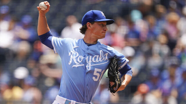 KANSAS CITY, MISSOURI - JULY 02: Brady Singer #51 of the Kansas City Royals pitches during the first inning against the Los Angeles Dodgers at Kauffman Stadium on July 02, 2023 in Kansas City, Missouri.