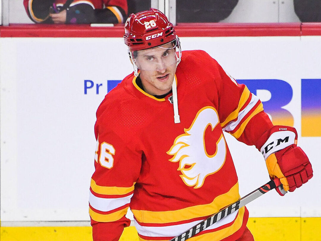 Michael Stone retires, joins Flames' player development staff