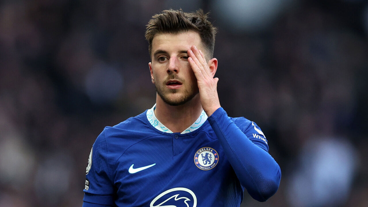 LONDON, ENGLAND - FEBRUARY 26: Mason Mount of Chelsea reacts during the Premier League match between Tottenham Hotspur and Chelsea FC at Tottenham Hotspur Stadium on February 26, 2023 in London, England.