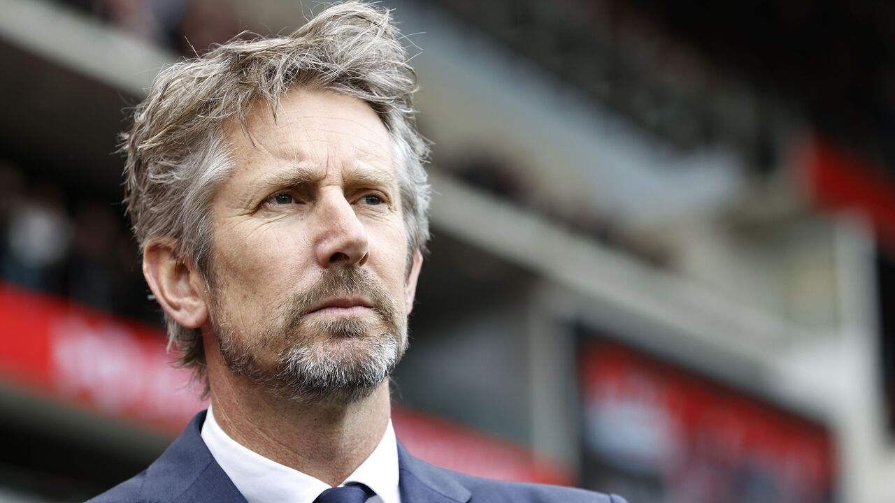 EINDHOVEN - Ajax general director Edwin van der Sar during the Dutch premier league match between PSV Eindhoven and Ajax Amsterdam at Phillips stadium on April 23, 2023 in Eindhoven, Netherlands. ANP MAURICE VAN STONE