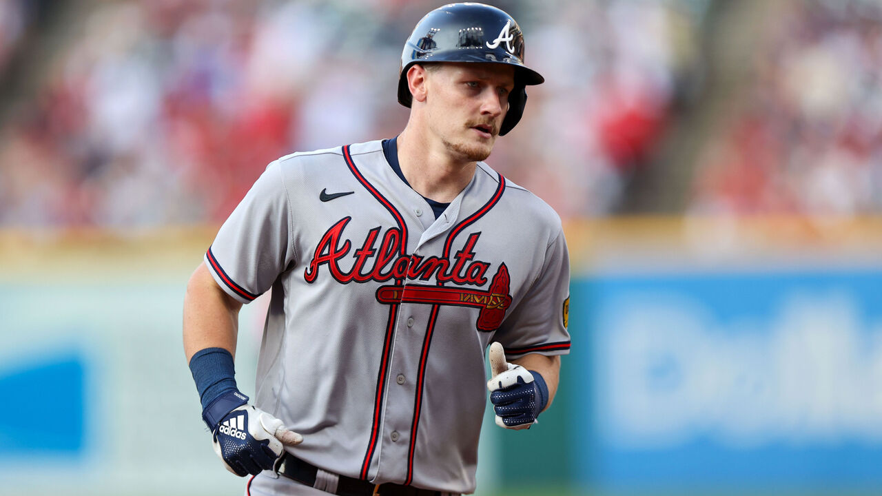 MLB-leading Braves top Rays in matchup of teams with the best