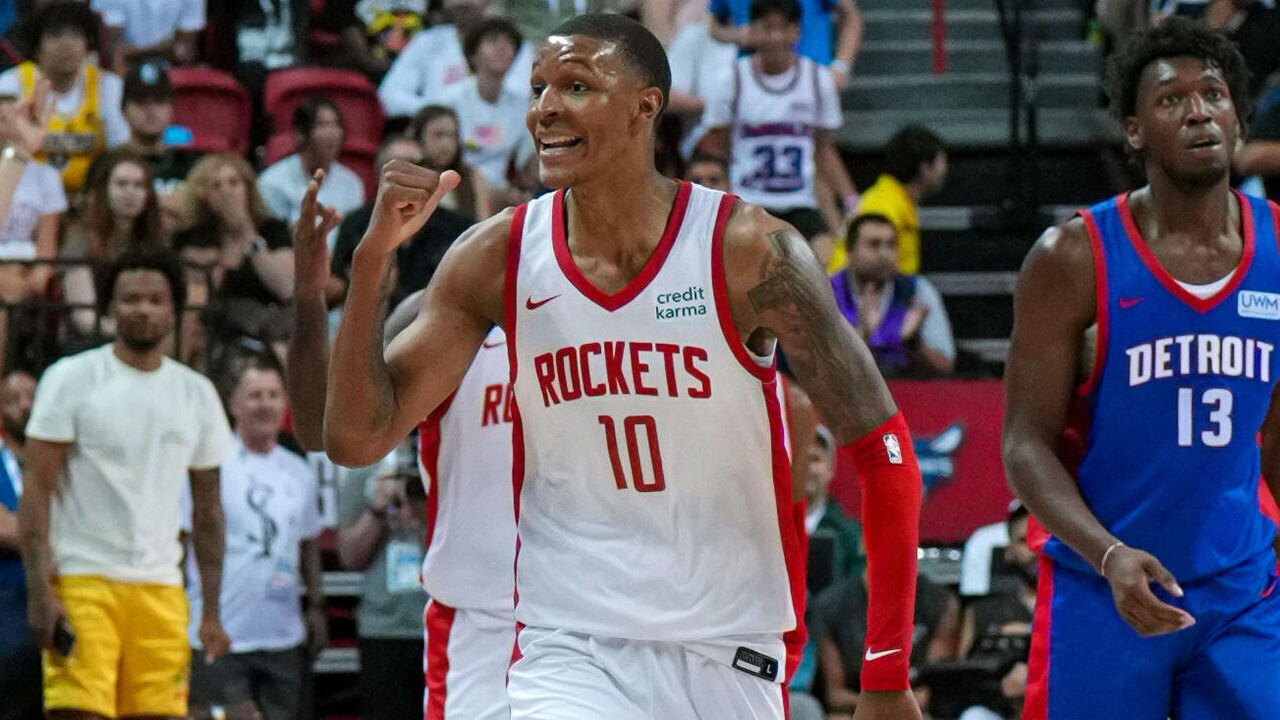 LAS VEGAS, NV - JULY 9: Jabari Smith Jr. #10 of the Houston Rockets celebrates against the Detroit Pistons during 2023 NBA Las Vegas Summer League on July 9, 2023 at the Thomas & Mack Center in Las Vegas, Nevada. Mandatory Copyright Notice: Copyright 2023 NBAE