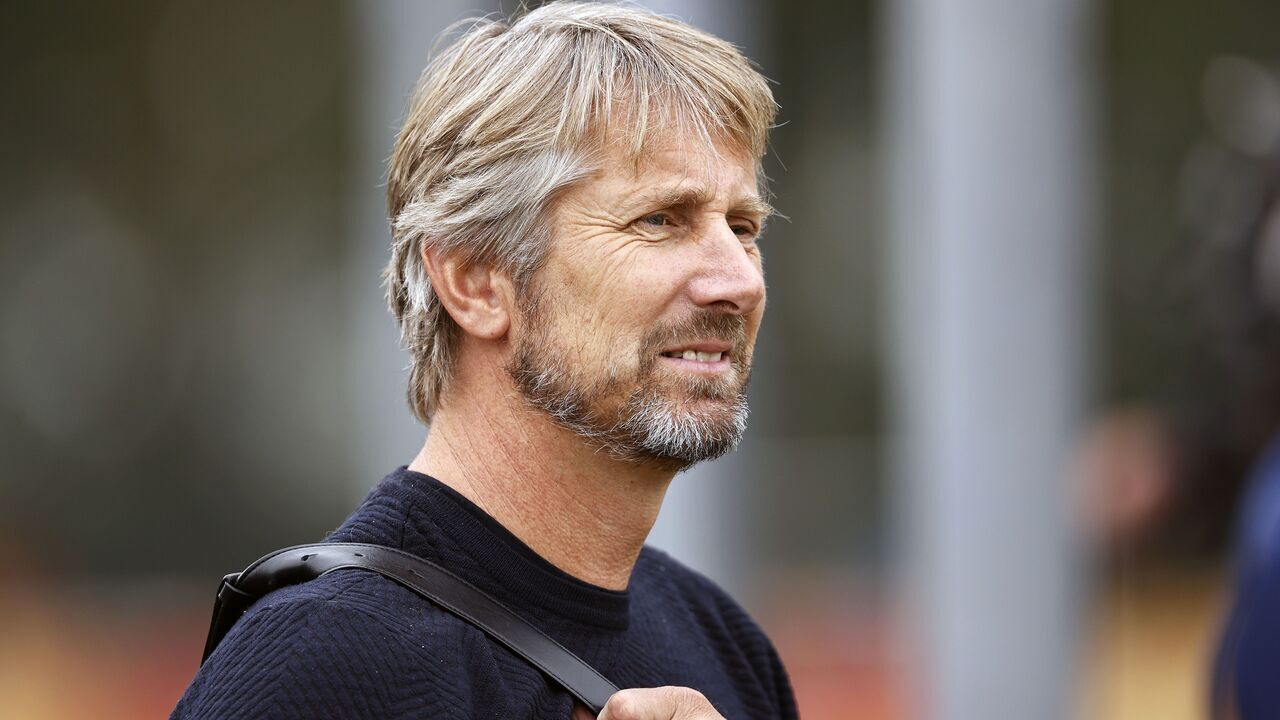AMSTERDAM - Ajax general director Edwin van der Sar during the training session prior to the Champions League match between Ajax Amsterdam and SSC Napoli at sports complex de Toekomst on October 3, 2022 in Amsterdam, Netherlands. ANP MAURICE VAN STEEN