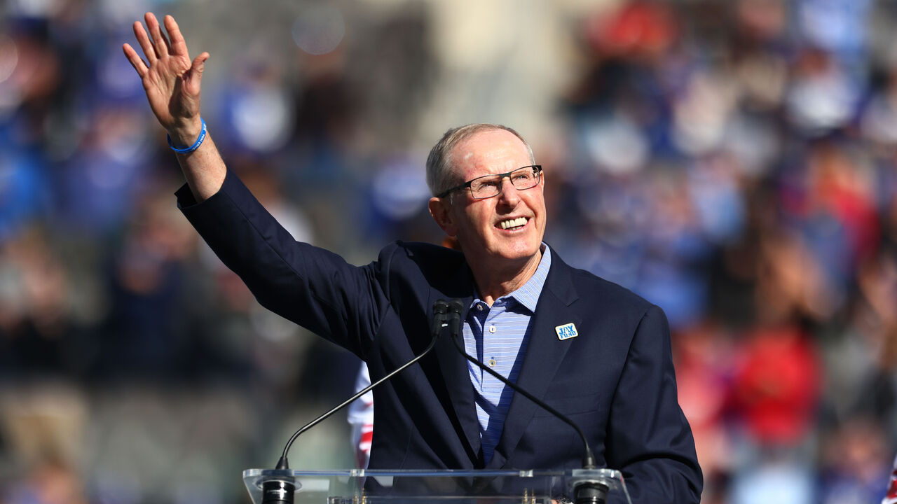 NFL HALL OF FAME: Coughlin, Shanahan advance for consideration