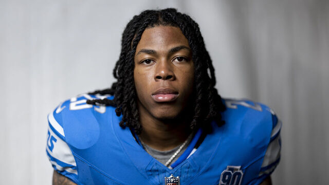 LOS ANGELES, CALIFORNIA - MAY 20: Jahmyr Gibbs #26 of the Detroit Lions poses for a portrait during the NFLPA Rookie Premiere on May 20, 2023 in Los Angeles, California.