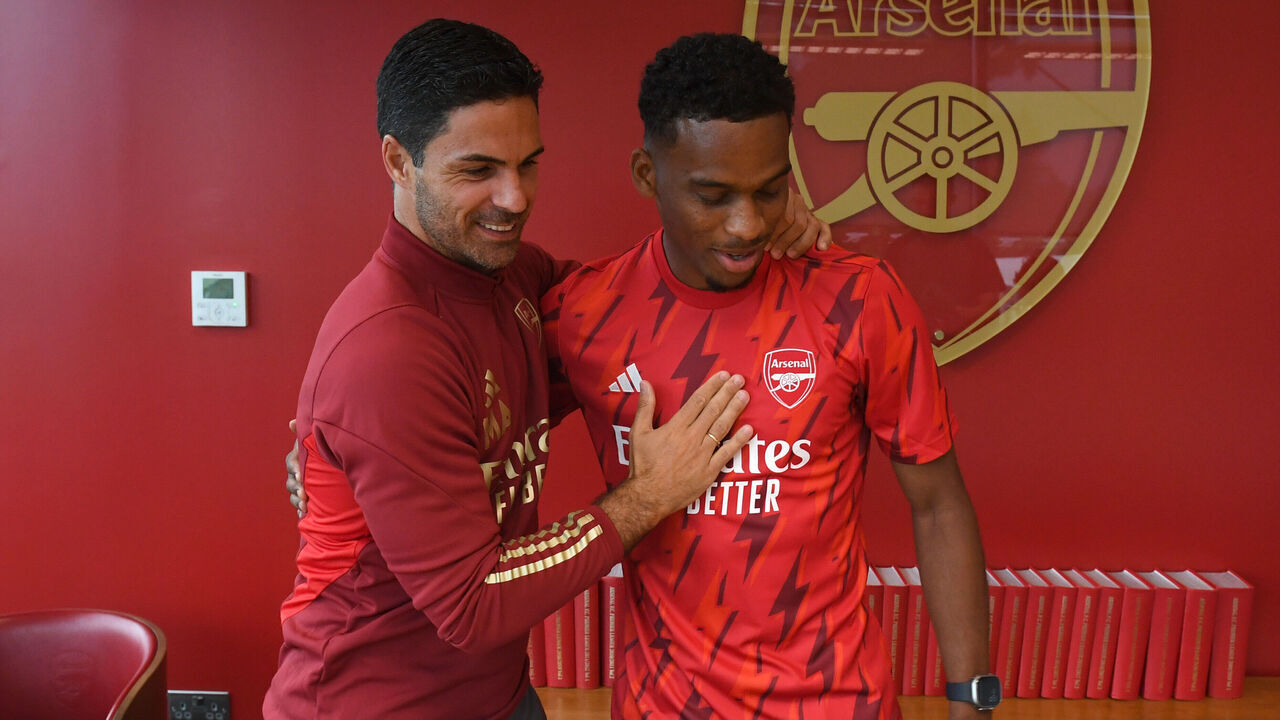 ST ALBANS, ENGLAND - JULY 14: Jurrien Timber Arsenal's latest signing with Arsenal Manager Mikel Arteta at London Colney on July 14, 2023 in St Albans, England.