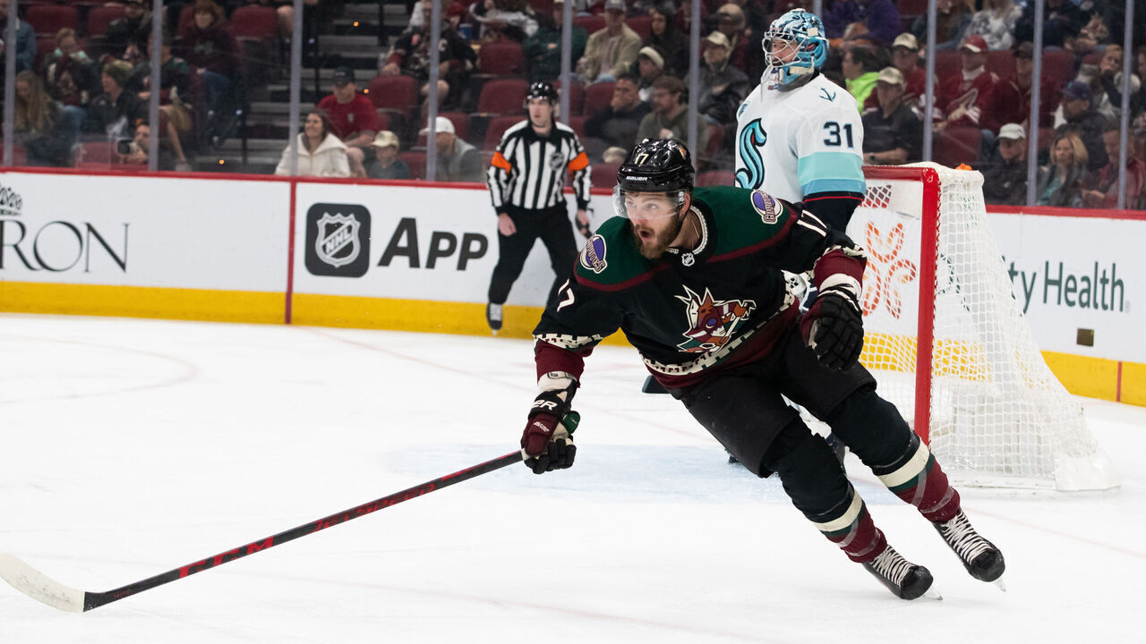 GLENDALE, AZ - MARCH 22: Arizona Coyotes Left Wing Alex Galchenyuk (17) skates after a loose puck during a hockey game between the Seattle Kraken and the Arizona Coyotes on March 22, 2022, at Gila River Arena in Glendale, AZ.