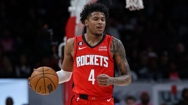 WASHINGTON, DC - APRIL 09: Jalen Green #4 of the Houston Rockets brings the ball up court against the Washington Wizards during the first half at Capital One Arena on April 9, 2023 in Washington, DC.