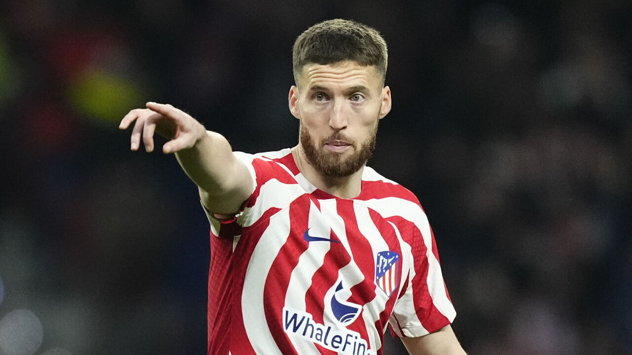 Matt Doherty right-back of Atletico de Madrid and Ireland gives instructions during the LaLiga Santander match between Atletico de Madrid and Sevilla FC at Civitas Metropolitano Stadium on March 4, 2023 in Madrid, Spain.
