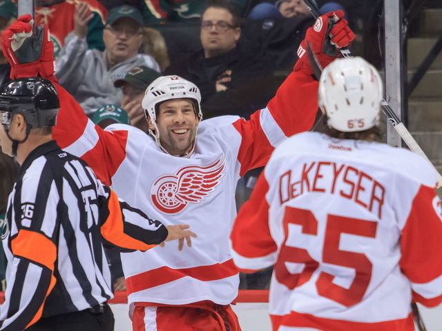 Senators sign David Legwand to 2-year contract