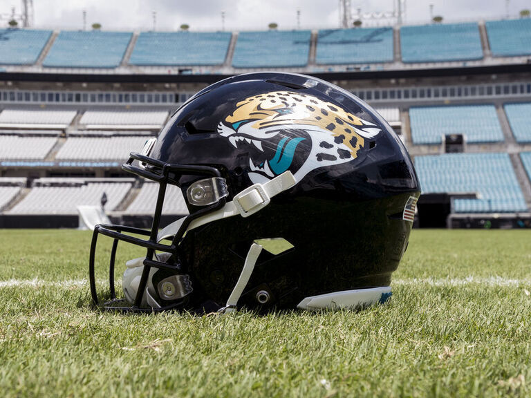 Jaguars associate strength coach Kevin Maxen comes out as gay