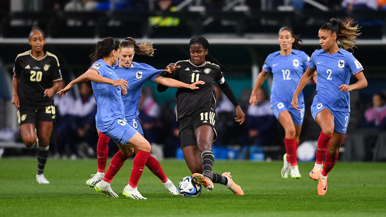 England's goalkeeper disappointed that her WWC jersey not on sale