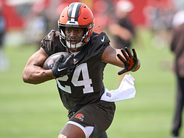 Browns' Chubb on Zoom call to discuss devalued RB position