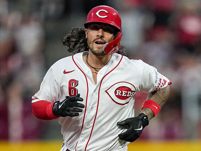 Reds, India avoid arb with 2-year deal reportedly worth $8.8M