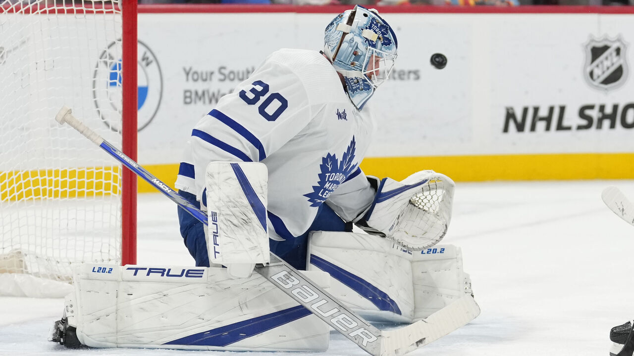 SUNRISE, FL - MARCH 23: Toronto Maple Leafs goaltender Matt Murray (30) makes a helmet save during the game between the Toronto Maple Leafs and the Florida Panthers on Thursday, March 23, 2023 at FLA Live Arena in Sunrise, Fla.
