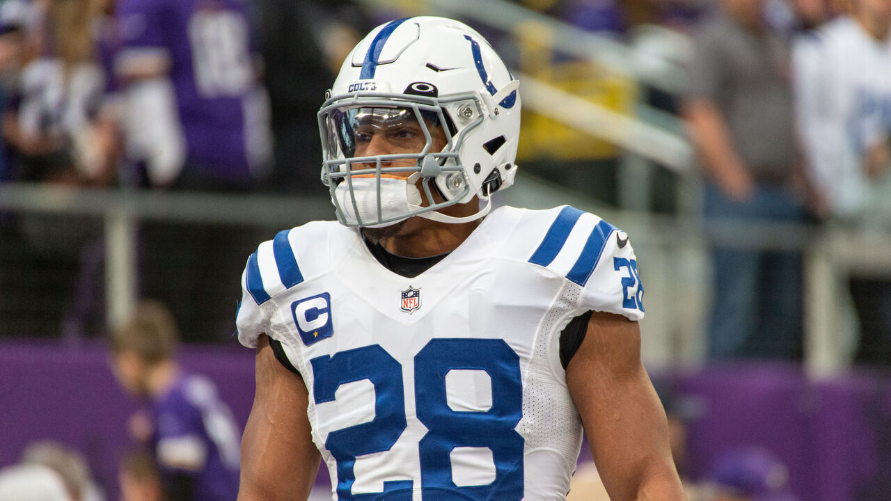 MINNEAPOLIS, MN - DECEMBER 17: Indianapolis Colts running back Jonathan Taylor (28) looks on before the NFL game between the Indianapolis Colts and Minnesota Vikings on December 17th, 2022, at U.S. Bank Stadium in Minneapolis, MN.