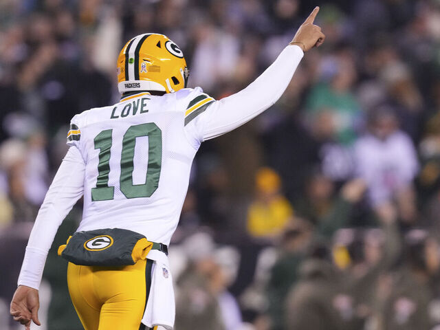 PHILADELPHIA, PA - NOVEMBER 27: Jordan Love #10 of the Green Bay Packers reacts against the Philadelphia Eagles at Lincoln Financial Field on November 27, 2022 in Philadelphia, Pennsylvania.