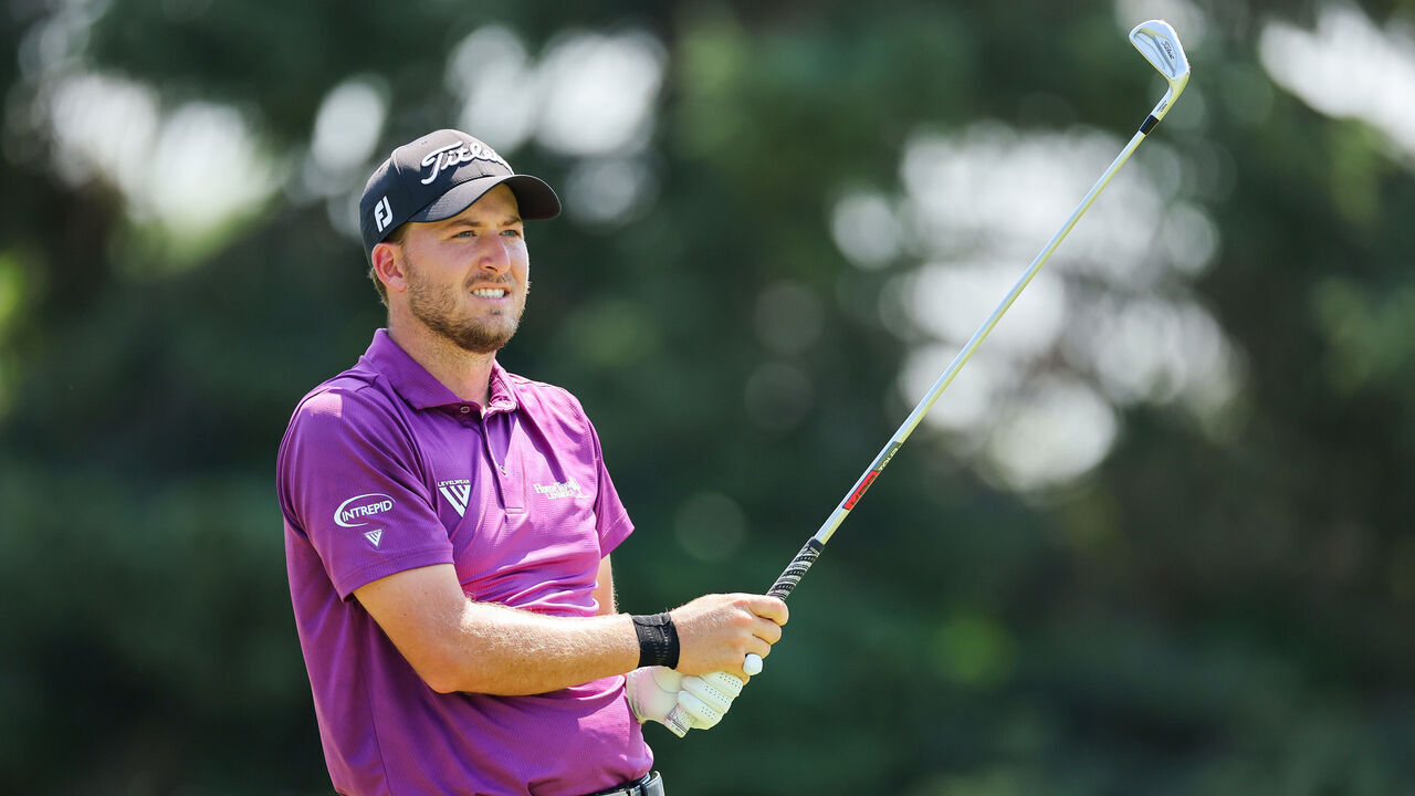 BLAINE, MINNESOTA - JULY 27: Lee Hodges of the United States watches his shot from the eighth tee during the first round of the 3M Open at TPC Twin Cities on July 27, 2023 in Blaine, Minnesota.