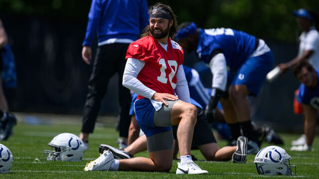 INDIANAPOLIS, IN - MAY 25: Indianapolis Colts quarterback Gardner Minshew (10) stretches during the Indianapolis Colts OTA on May 25, 2023 at the Indiana Farm Bureau Football Center in Indianapolis, IN.