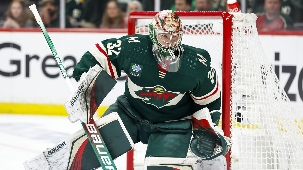 ST PAUL, MN - APRIL 21: Filip Gustavsson #32 of the Minnesota Wild defends his net against the Dallas Stars in the first period of Game Three of the First Round of the 2023 Stanley Cup Playoffs at Xcel Energy Center on April 21, 2023 in St Paul, Minnesota. The Wild defeated the Stars 2-1 to take a 2-1 series lead.