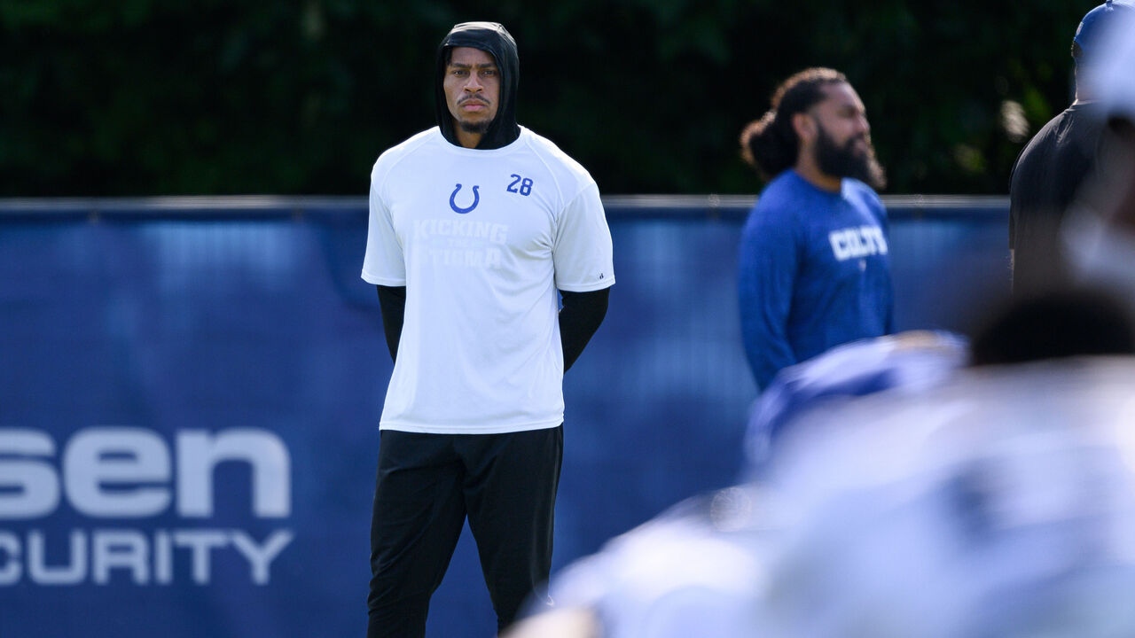 Taylor leaves Colts training camp for 2nd time; team calls it an