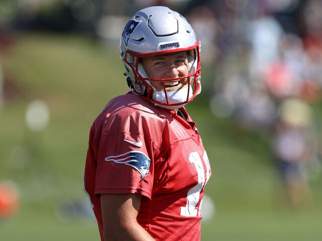 Pats Fans Are Buying Out Mac Jones Jerseys at Foxboro – NBC Boston