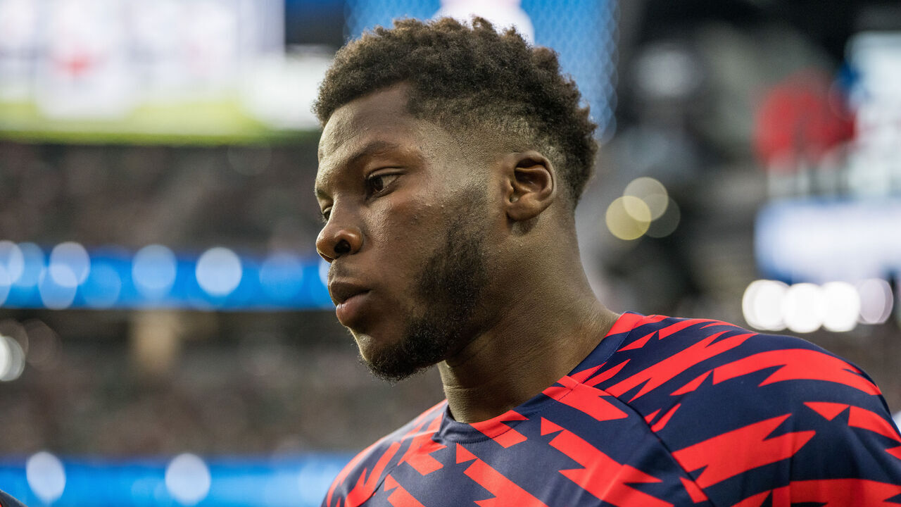 LAS VEGAS, NV - JUNE 15: Yunus Musah #6 of the U.S. warms up during a CONCACAF Nations League Semi-Final game between Mexico and the United States at Allegiant Stadium on June 15, 2023 in Las Vegas, Nevada. .