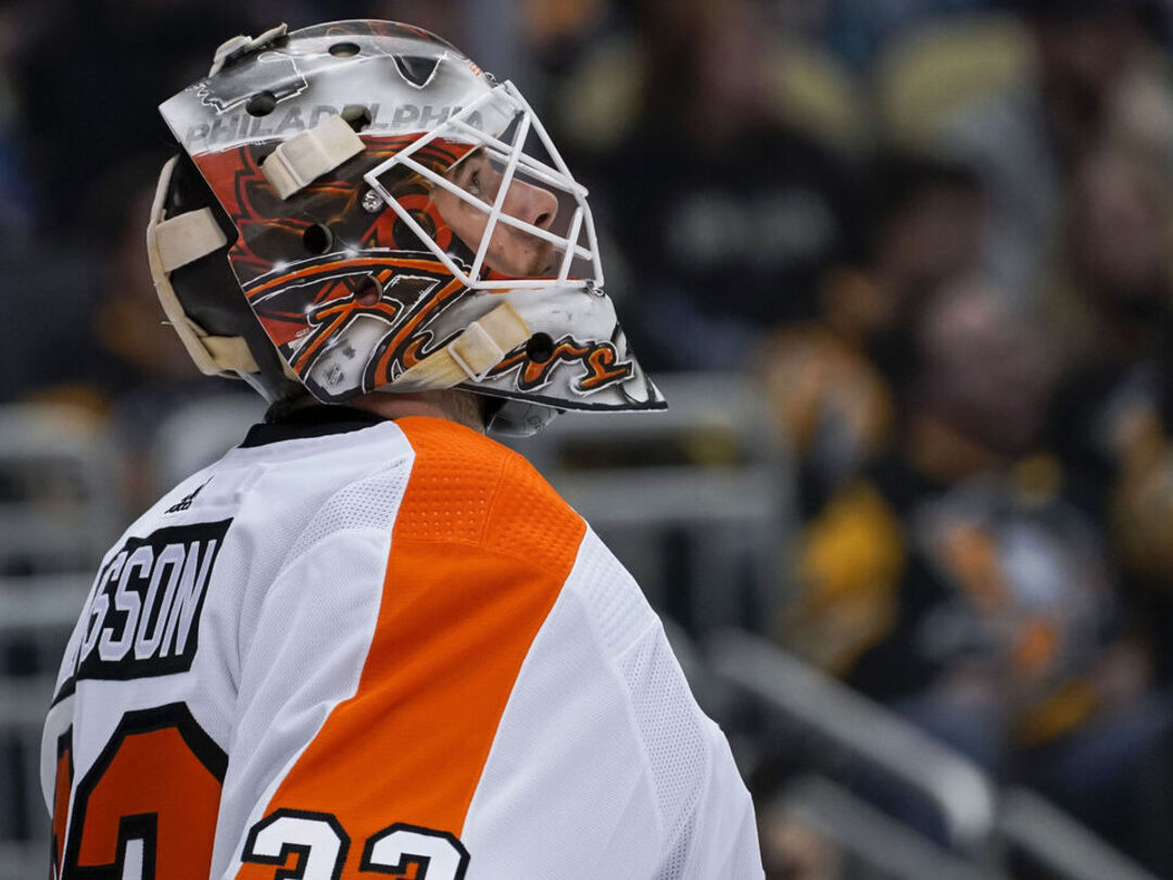 Flyers sign goaltender Samuel Ersson to 2-year extension