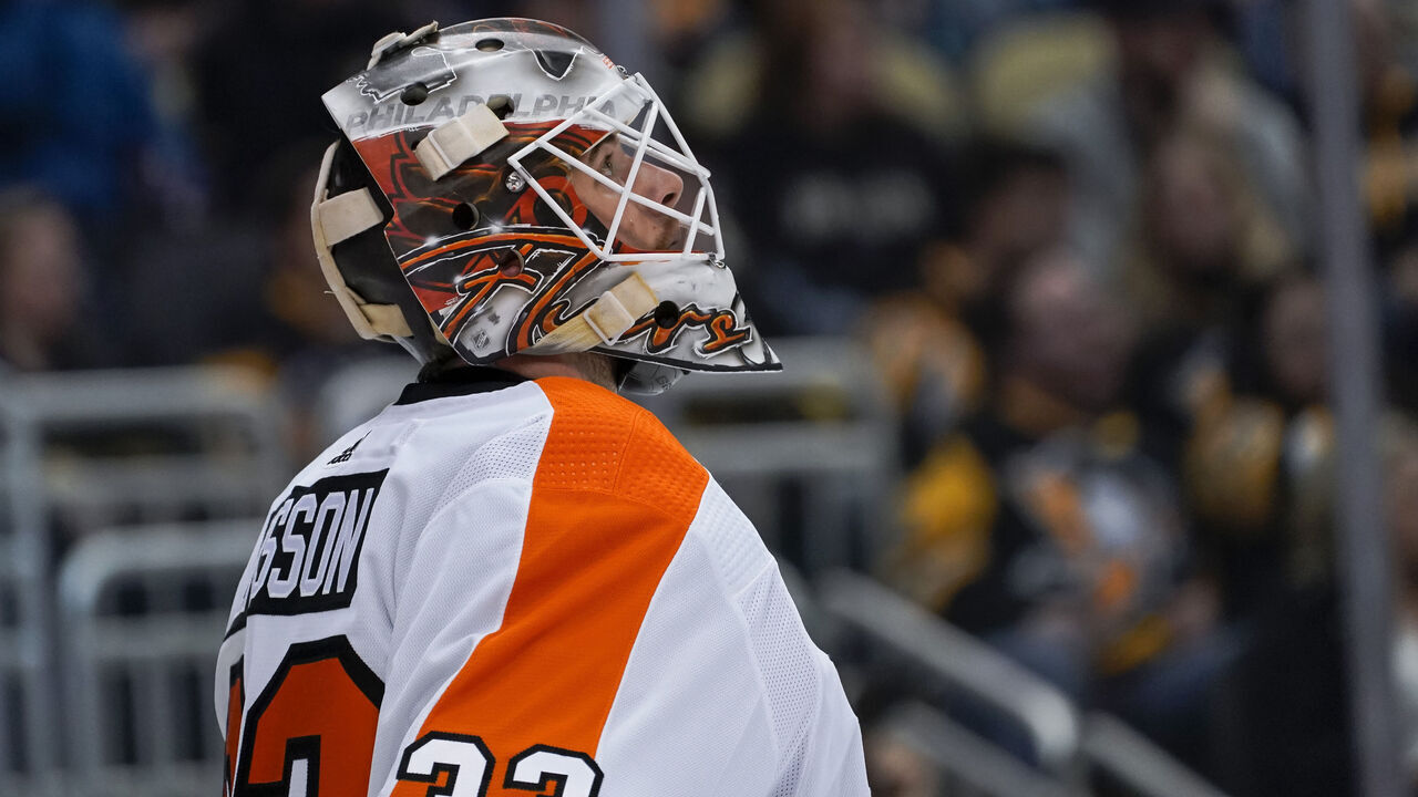 PITTSBURGH, PA - APRIL 02: Philadelphia Flyers Goalie Samuel Ersson (33) looks at the scoreboard during the first period in the NHL game between the Pittsburgh Penguins and the Philadelphia Flyers on April 2, 2023, at PPG Paints Arena in Pittsburgh, PA.