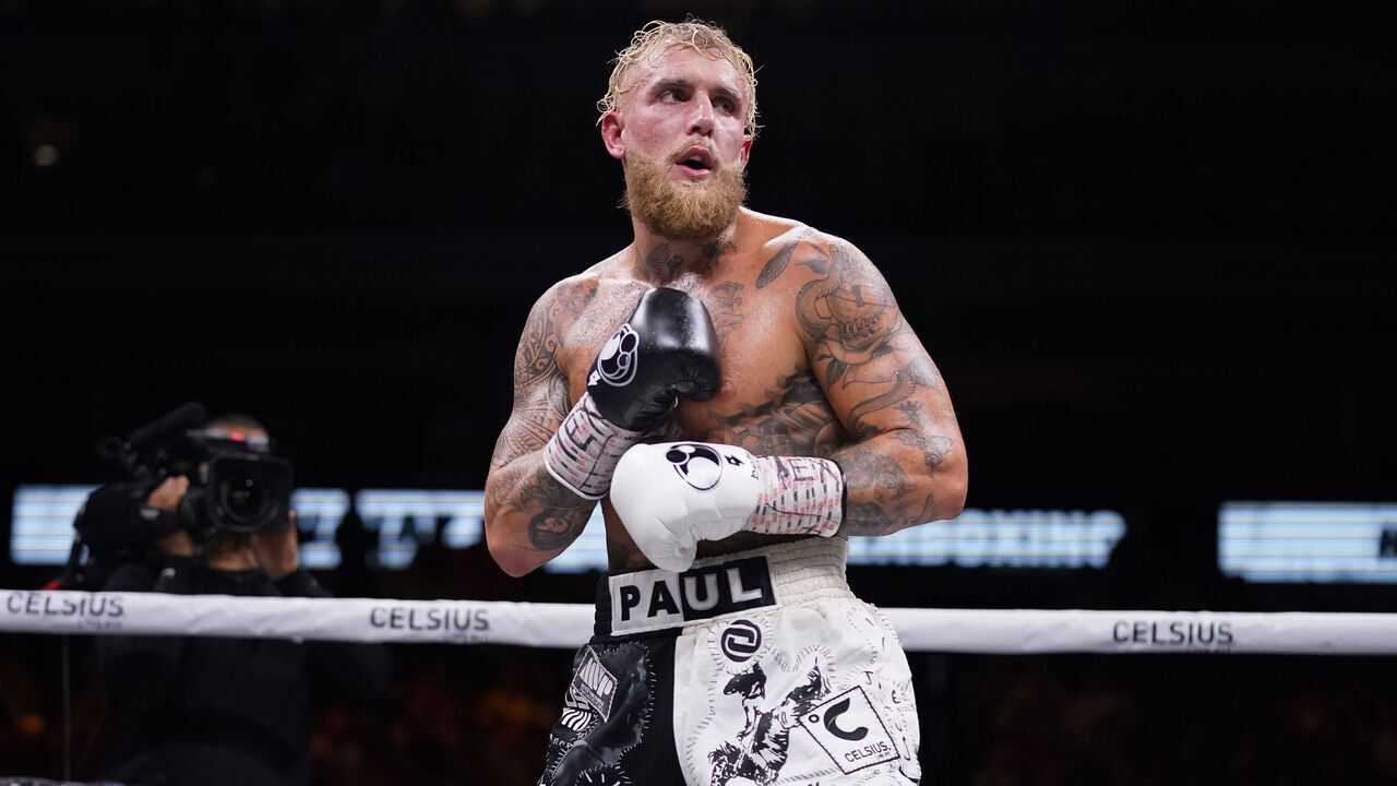 DALLAS, TEXAS - AUGUST 05: Jake Paul stands in the ring during the fifth round of his fight against Nate Diaz at the American Airlines Center on August 05, 2023 in Dallas, Texas.