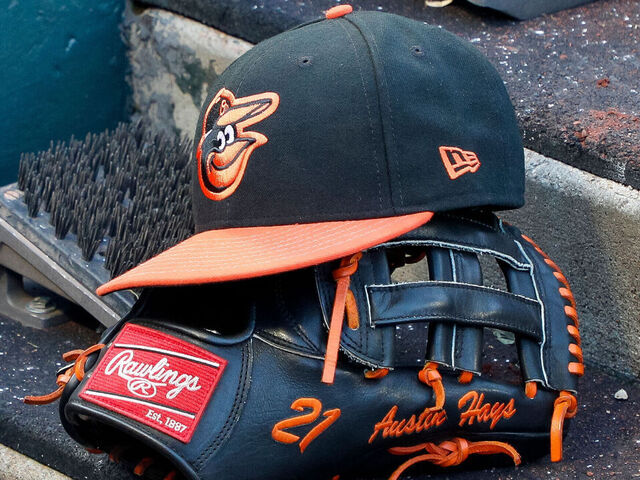 Anyone know if they still have this hat in the team store? : r/orioles