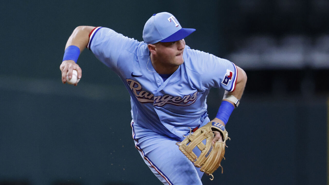 Rangers' Josh Jung returns from thumb surgery as rookie tries to provide  boost in playoff chase 