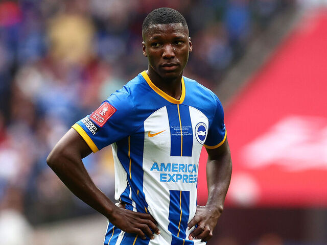 LONDON, ENGLAND - APRIL 23: Moises Caicedo of Brighton & Hove Albion looks on during the Emirates FA Cup Semi Final match between Brighton & Hove Albion and Manchester United at Wembley Stadium on April 23, 2023 in London, England.