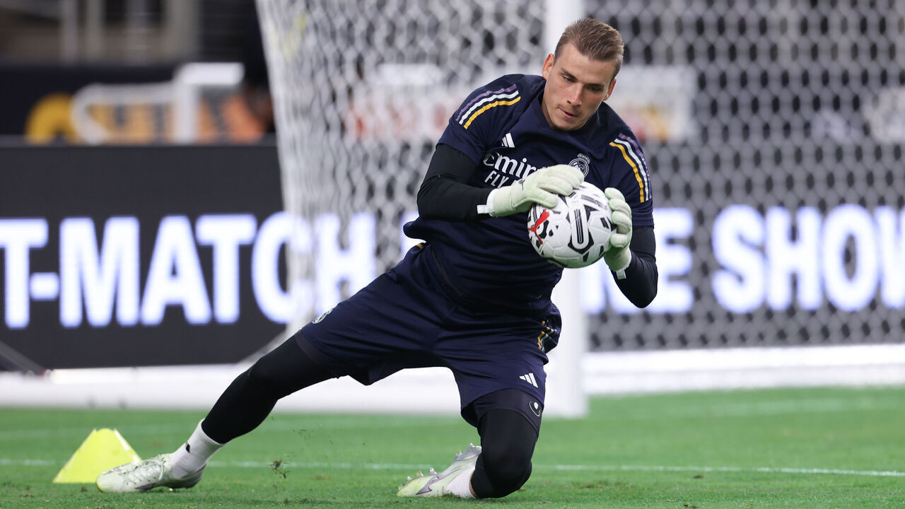 ARLINGTON, TEXAS - JULY 28: Goalkeeper Andriy Lunin #13 of Real Madrid warms up during a training session ahead of the Pre-Season Friendly match between Real Madrid and Barcelona at AT&T Stadium on July 28, 2023 in Arlington, Texas.
