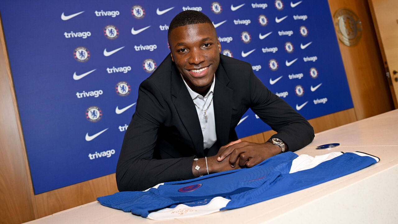COBHAM, ENGLAND - AUGUST 14: Chelsea Unveil New Signing Moises Caicedo at Chelsea Training Ground on August 14, 2023 in Cobham, England.
