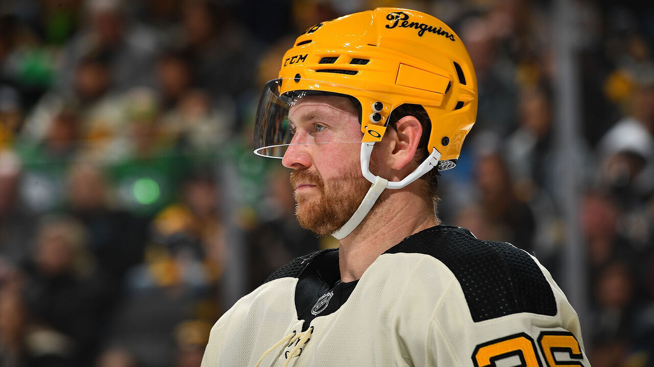 PITTSBURGH, PA - MARCH 11: Jeff Petry #26 of the Pittsburgh Penguins skates against the Philadelphia Flyers at PPG PAINTS Arena on March 11, 2023 in Pittsburgh, Pennsylvania.