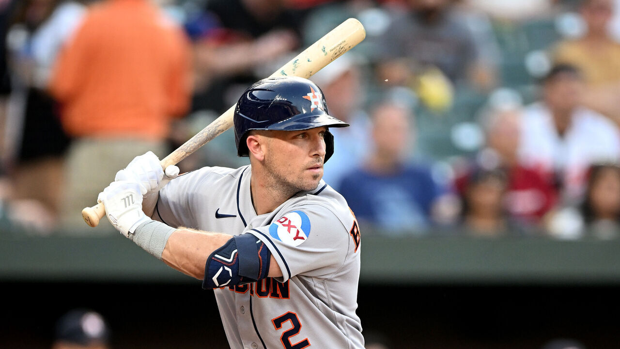 BALTIMORE, MARYLAND - AUGUST 09: Alex Bregman #2 of the Houston Astros bats against the Baltimore Orioles at Oriole Park at Camden Yards on August 09, 2023 in Baltimore, Maryland.
