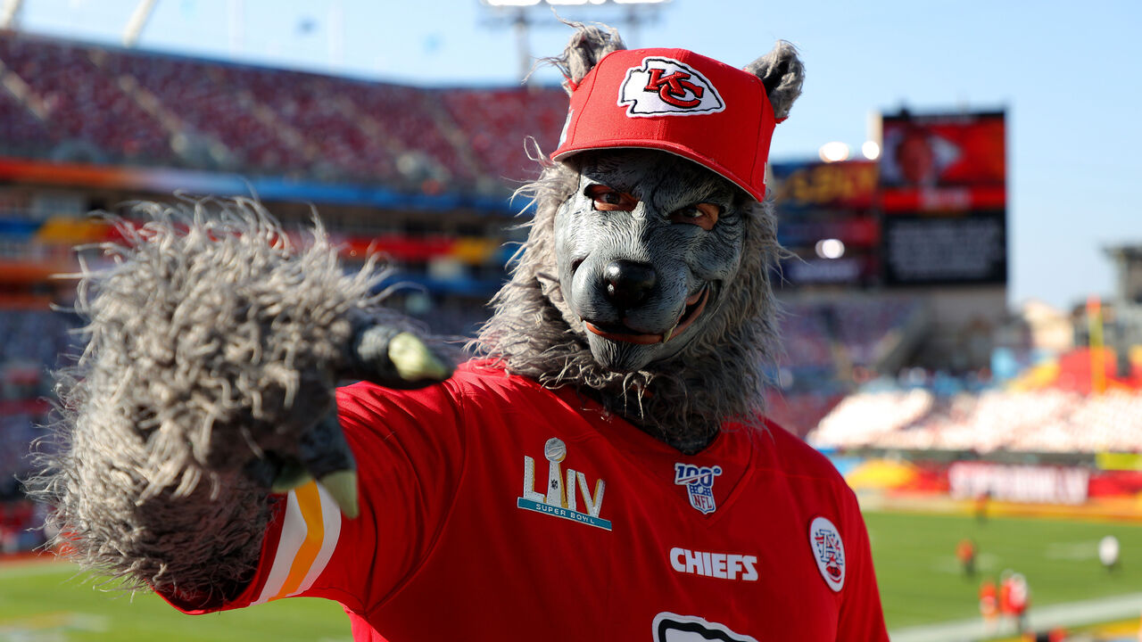 Chiefs Kingdom responds to 'ChiefsAholic' alleged robberies