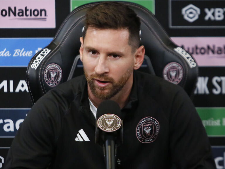 If Messi goes to Inter Miami, the fanfare will be like Pele' – PSG  superstar tipped for MLS move by ex-USMNT star Howard