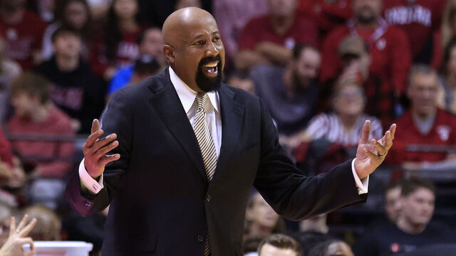 BLOOMINGTON, INDIANA - FEBRUARY 07: Head coach Mike Woodson of the Indiana Hoosiers reacts after a play during the second half in the game against the Rutgers Scarlet Knights at Simon Skjodt Assembly Hall on February 07, 2023 in Bloomington, Indiana.