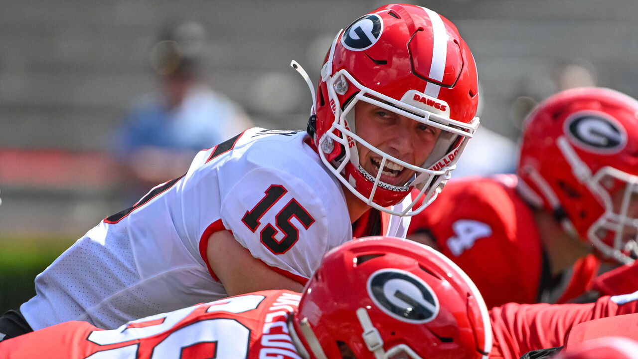 With Bennett back at QB, Dawgs hunt another national title