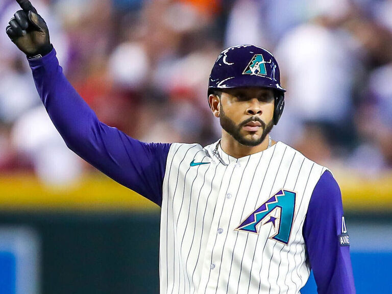 Diamondbacks' Tommy Pham argues with fans after 'disrespectful