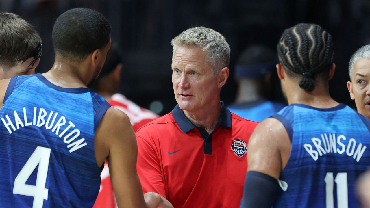MALAGA, SPAIN - AUGUST 12: Head Coach Steve Kerr of the USA Men's National Basketball Team talks to his team during the game against Slovenia on August 12, 2023 at Palacio de Deportes Jose Maria Martin Carpena in Malaga, Spain. Mandatory Copyright Notice: Copyright 2023 NBAE